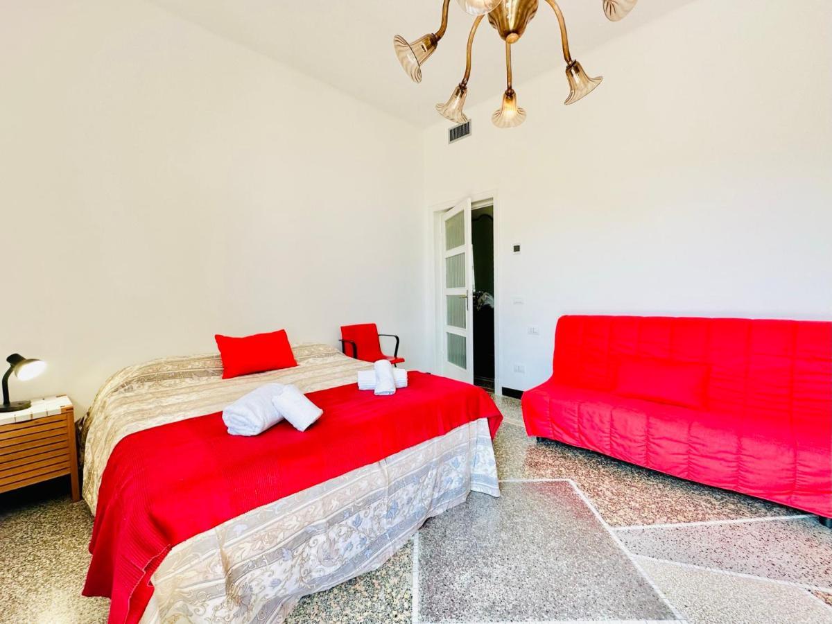Hostdomus - Casa Ester Noli Kültér fotó