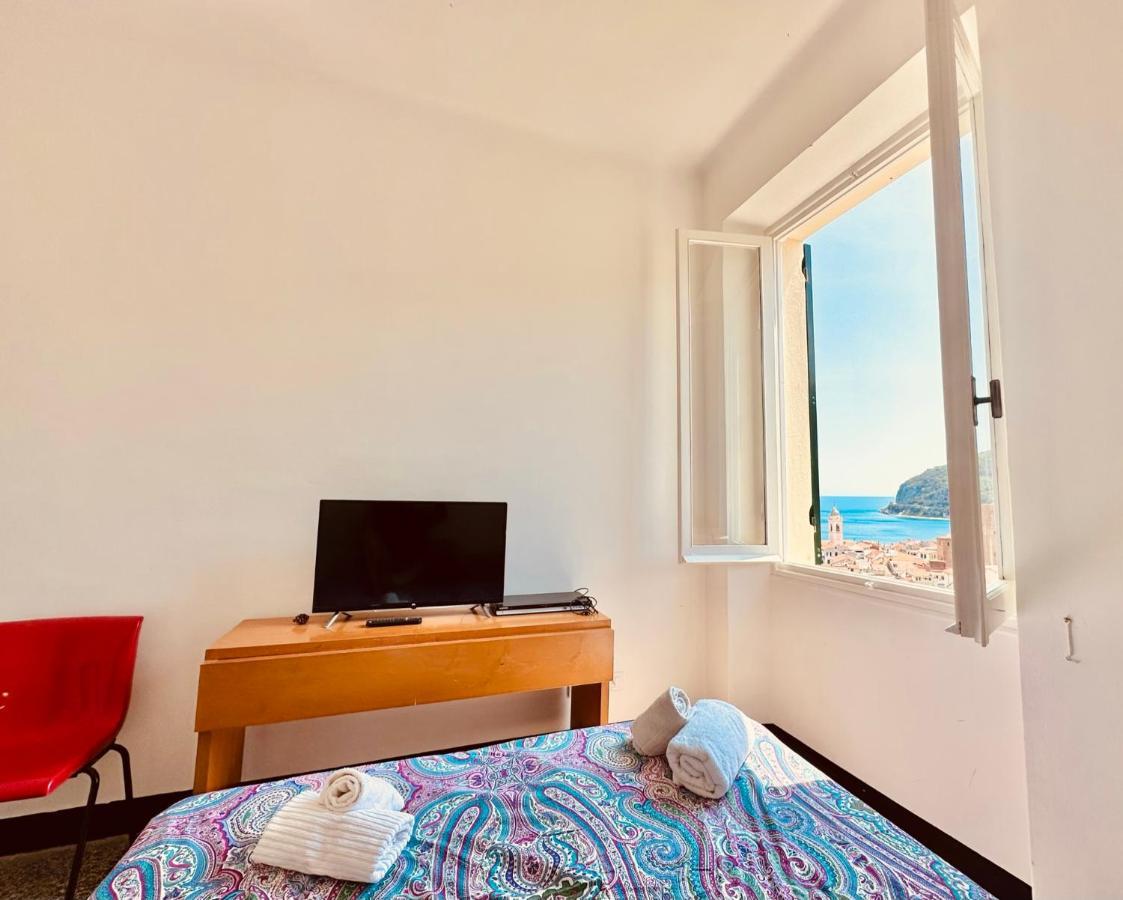 Hostdomus - Casa Ester Noli Kültér fotó